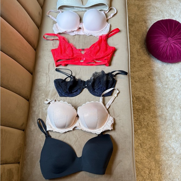 Victoria's Secret Lace and Smooth Bra Collection -oatmeal, light pink,Red, Black - Picture 1 of 2